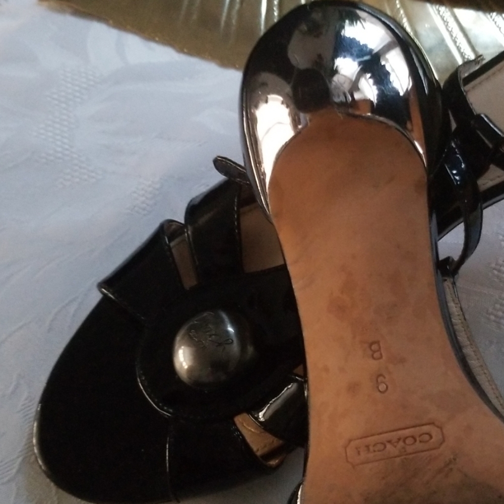 Shoes - Picture 5 of 5